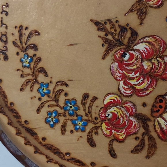 Vintage German Hanging Decor Plate has the name Harnten engraved on it. 8in.Diam - Picture 5 of 8